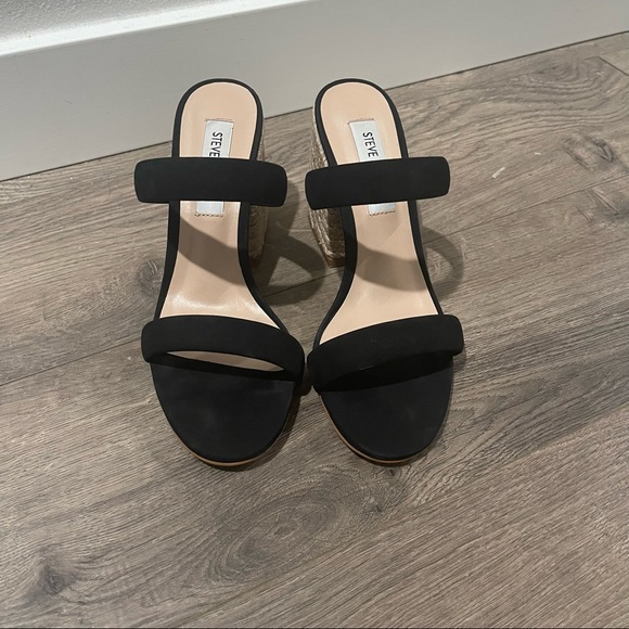 Steve Madden Marcella Sandal - Picture 3 of 6